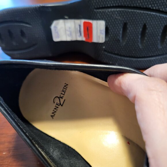 Anne Klein Vintage Black Leather Loafers Size 8.5 - Picture 8 of 8